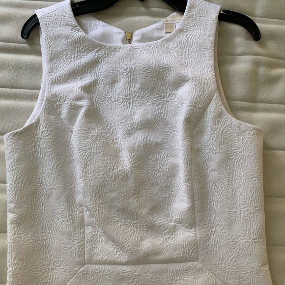 Michael Kors Sleeveless Shift Dress - Picture 3 of 5